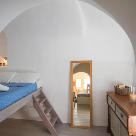 Luxury Cave At Oia, Greece Hébergement de vacances