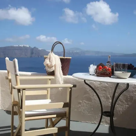 Luxury Cave At Oia, Greece Ia