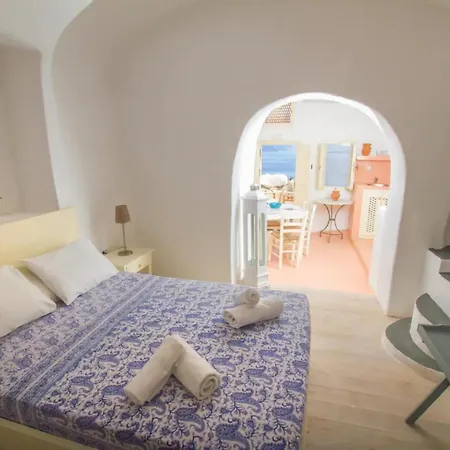 Luxury Cave At Oia, Greece Hébergement de vacances