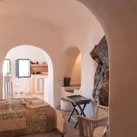 Hébergement de vacances Luxury Cave At Oia, Greece *