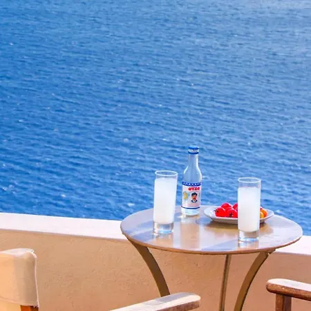 Luxury Cave At Oia, Greece * Ia